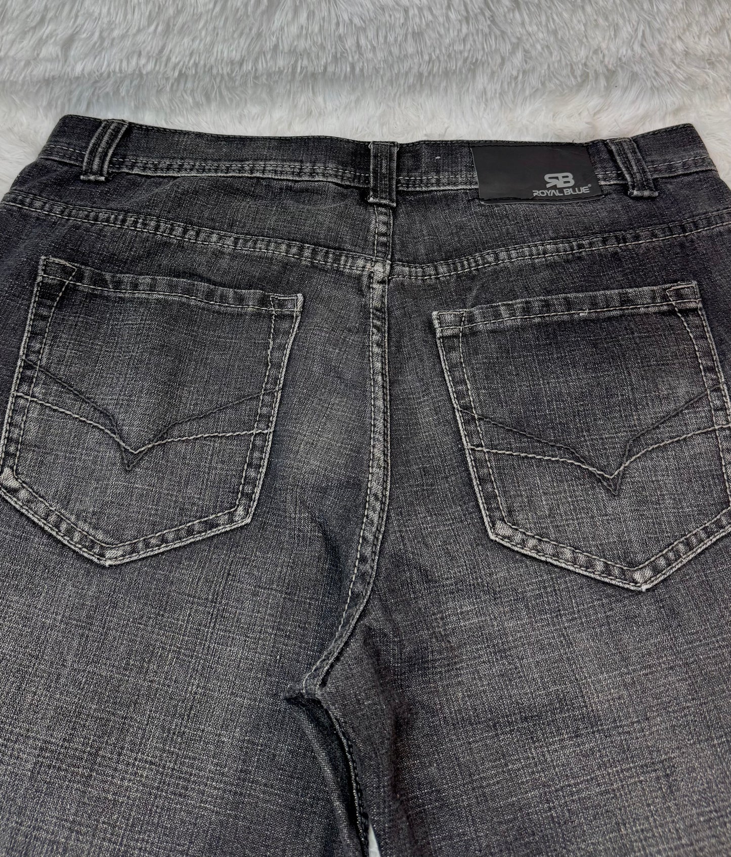 Jean Royal Blue “Jeans Division” gris délavé – coupe droite vintage (Taille FR 48)