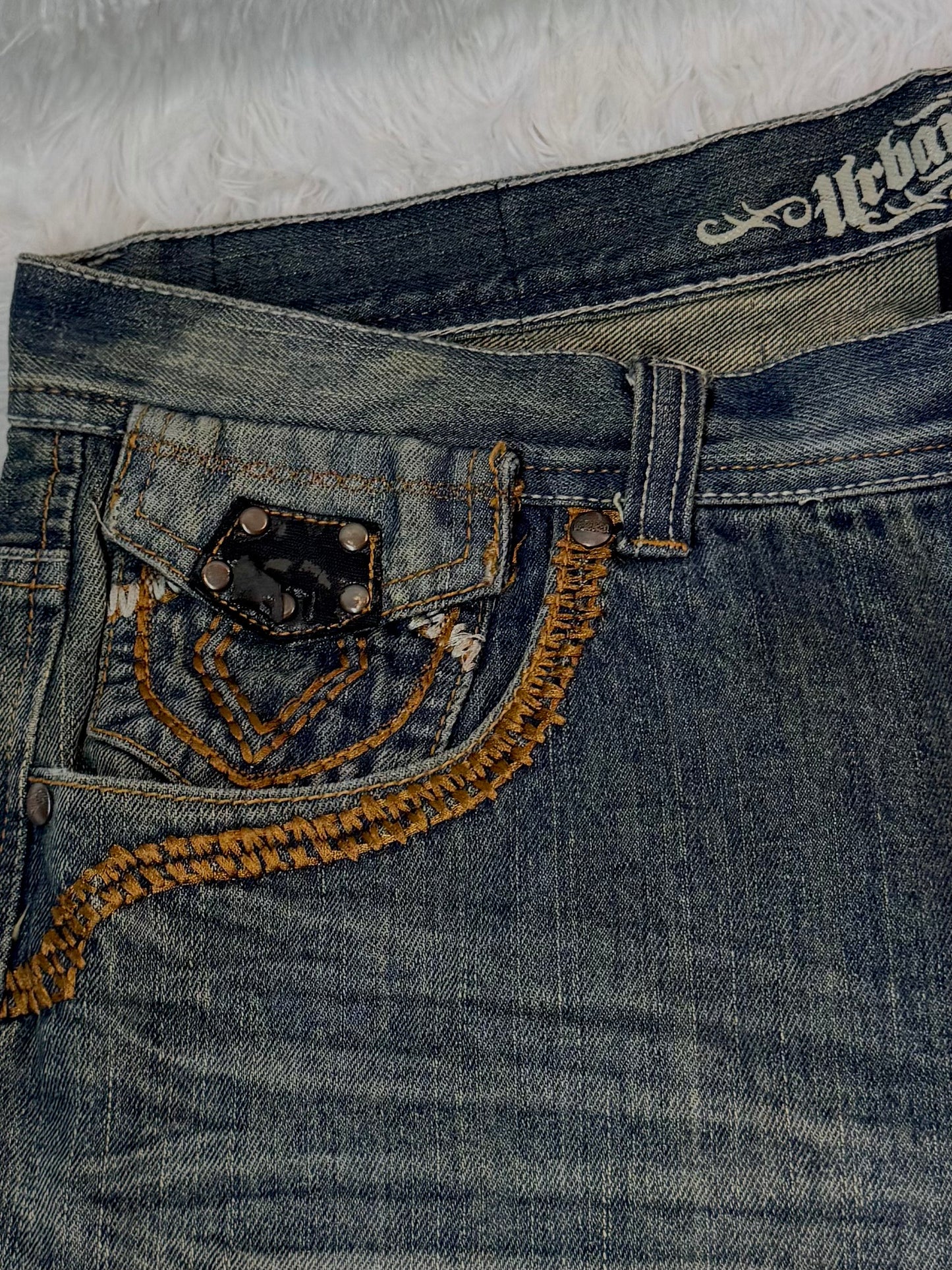 Jean Urban Label – Broderies & Détails Cloutés – Délavage Vintage - Taille FR 50