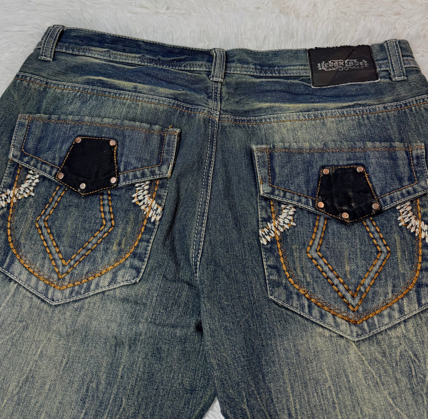 Jean Urban Label – Broderies & Détails Cloutés – Délavage Vintage - Taille FR 50