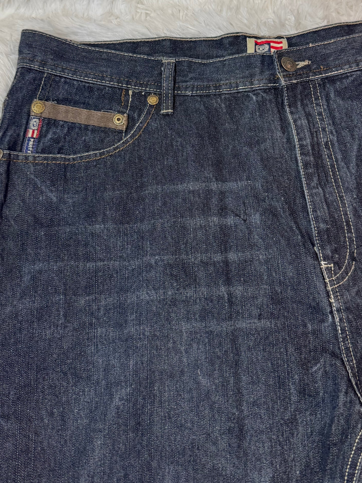 Jean Phat Farm – Brodé P Crest / Denim Brut Vintage - Taille FR 50