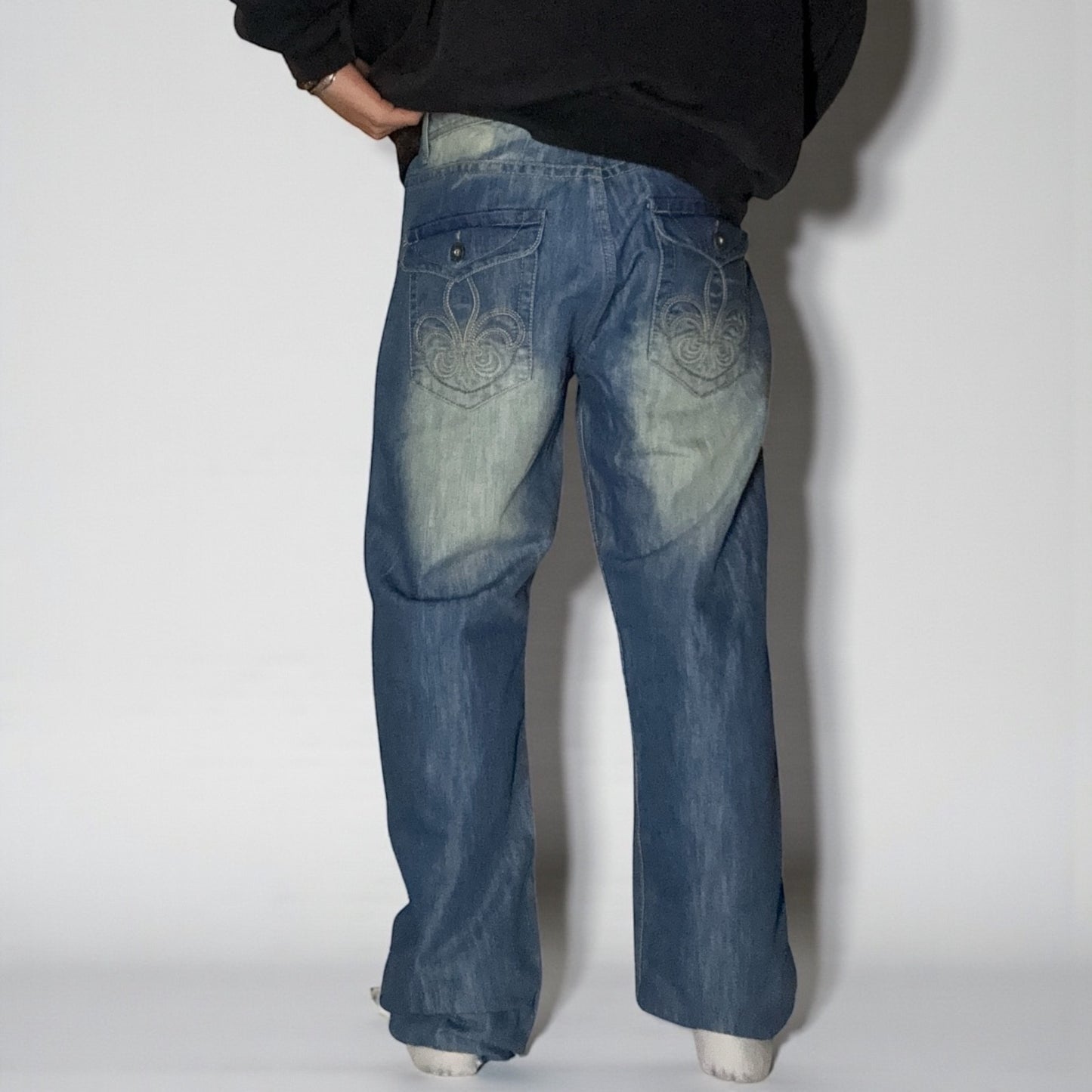 Jean Halifax Vintage – Délavage Clair / Broderies Dos - Taille FR 48