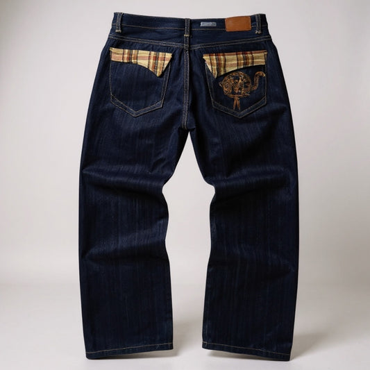 Jean “M” brodé à poches à rabat – coupe droite bleu brut (Taille FR 50)