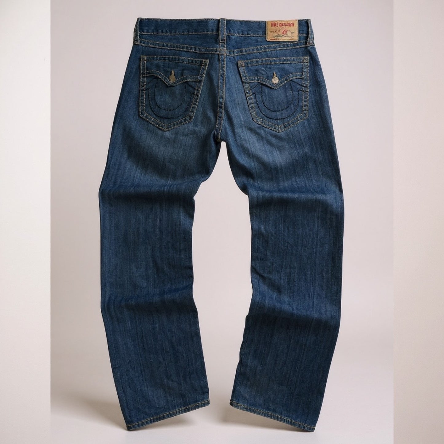 Jean True Religion “Section Slim” bleu moyen – made in Mexico (Taille FR 50)