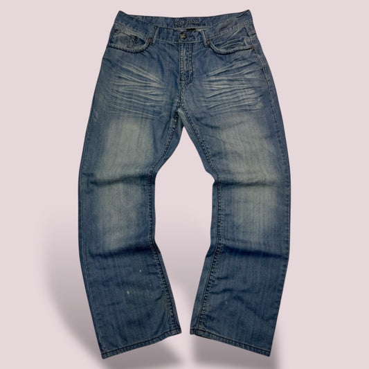 Jean Royal Premium – Délavage Bleu Moyen – Détails Brodés - Taille 44